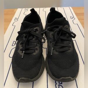 Nike Epic React Flyknit 2 Sneakers